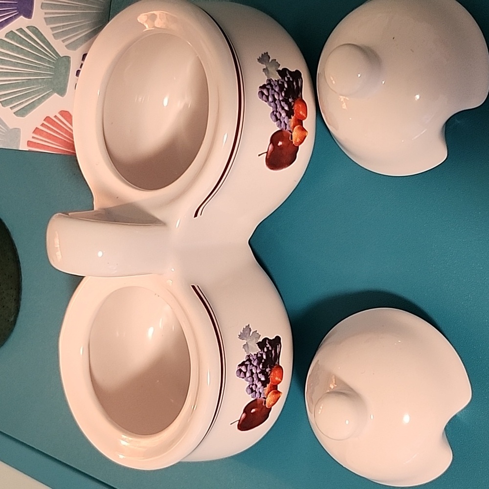 Vintage Double Condiment Set With Lids From Houston Harvest - Picture 3 of 4
